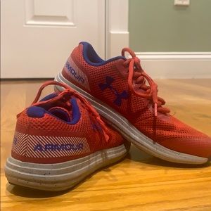 Boys UnderArmour Sneakers size 4 Youth